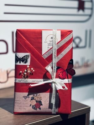 تغليف باللون الأحمر