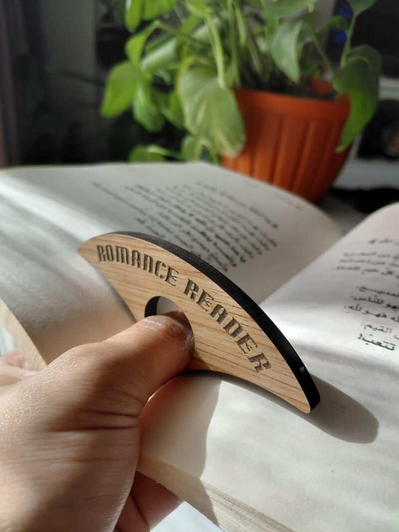 ماسك كتاب